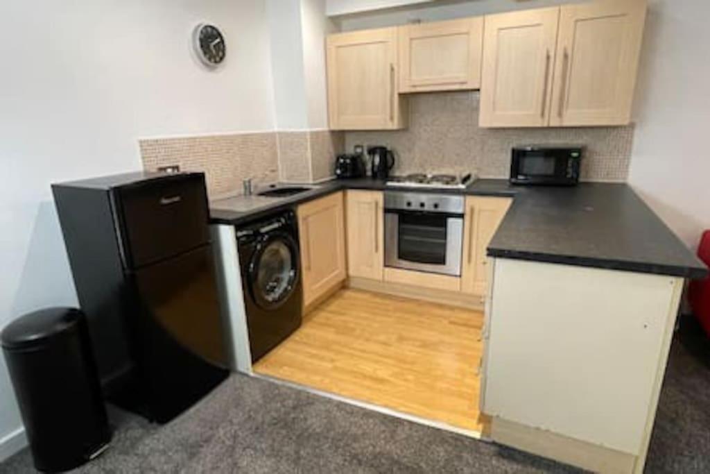 Moda Wigan 2 - Stylish 2 Bed In Central וויגאן מראה חיצוני תמונה